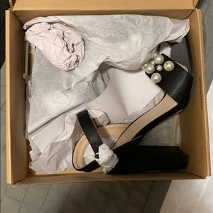 Pearl Accent Heel
